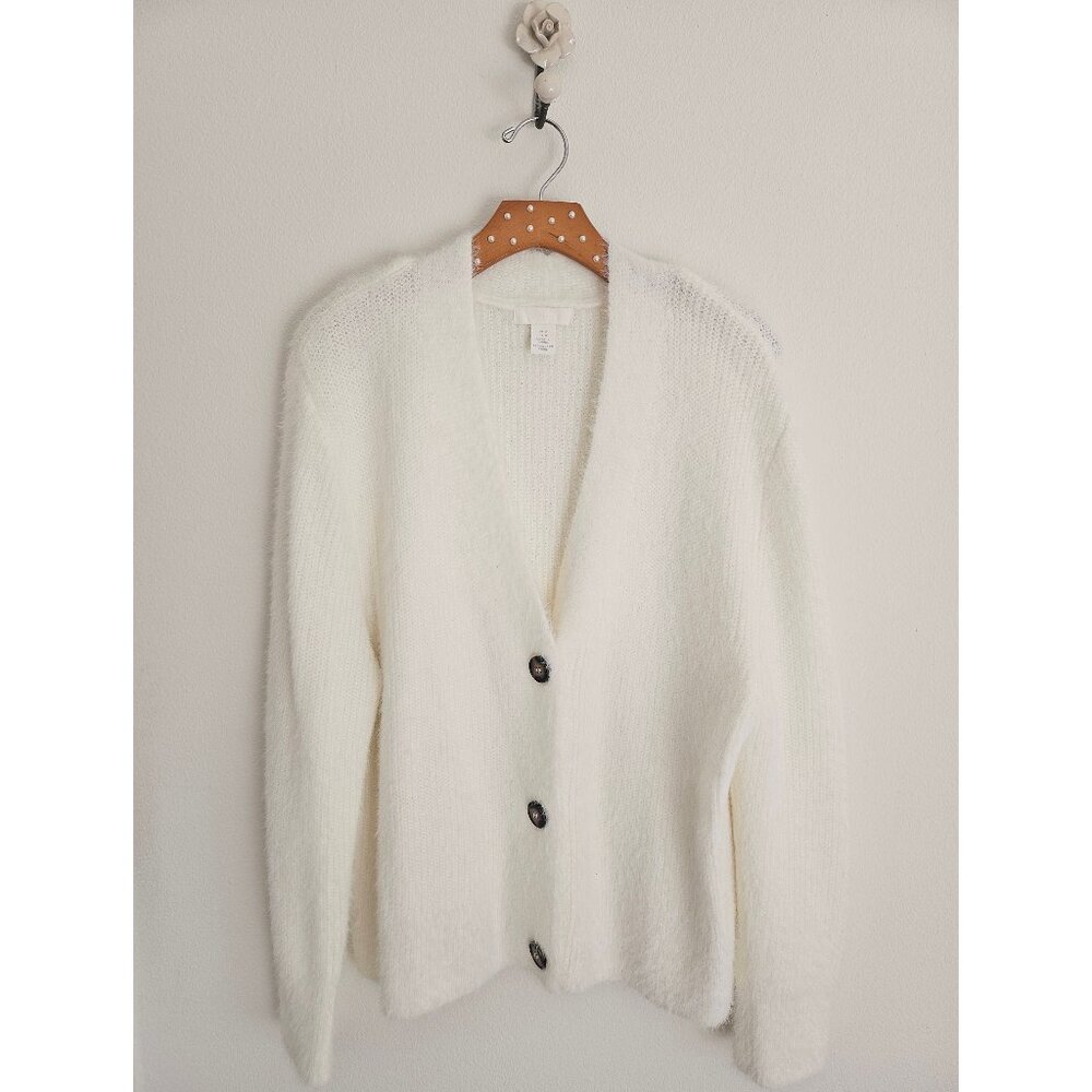 H&M Cream Fuzzy Knit Cardigan M Soft Cozy V-Neck Button - Picture 2 of 8